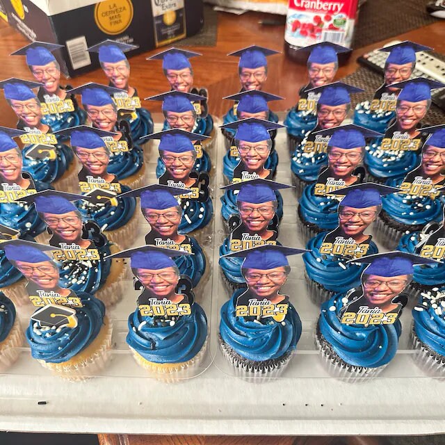 Graduation Hat Face Cupcake Toppers, Graduation Party Decorations, Personalized Graduation Face Picture Cupcake, Graduation Cap Toppers